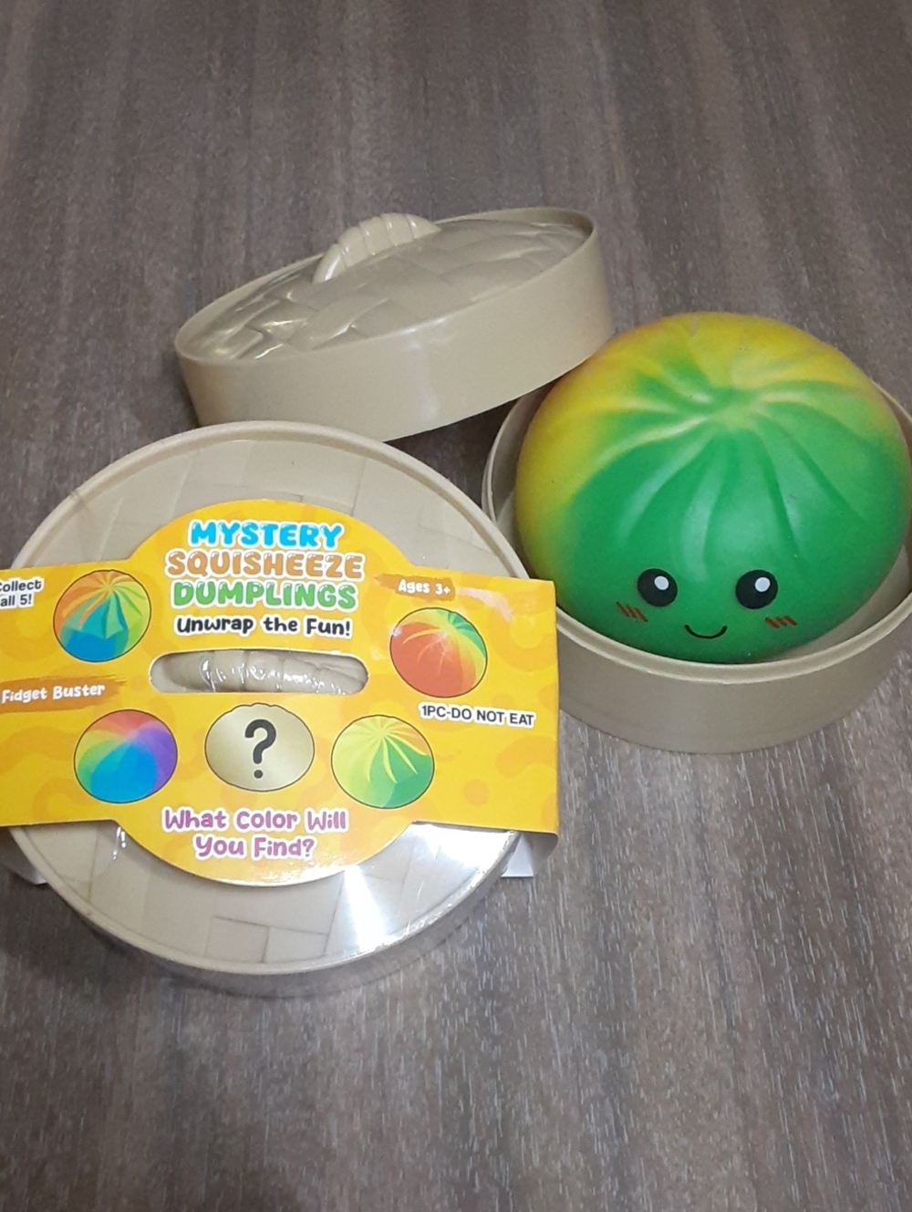 Squishy Dumplings - Mystery Squisheeeze Dumpling Squishy